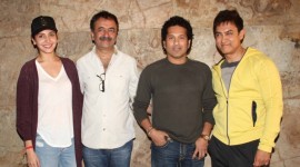 Aamir Khan hosts special 'PK' screening