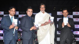 Big B launches Rohit Khilnani's book 'I hate Bollywood'