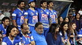 CCL 2014  Karnataka Bulldozers Vs Bengal Tigers Match