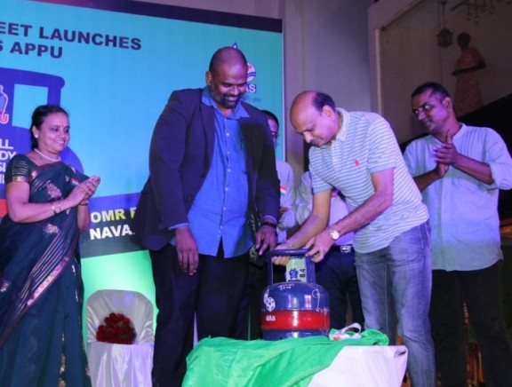 Launch of HP Gas APPU by OMR Food street