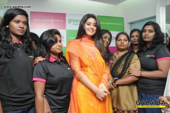 Sneha Inaugurates Green Trends 54th Salon tamil Event Photo Gallery |  Galatta