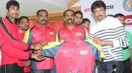 Sudeep's Rockstar Team KPL exchanges Jersy with Bengaluru Bulls Team (Pro Kabbadi)