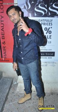 Yo Yo Honey Singh snapped at PVR hindi Event Photo Gallery | Galatta
