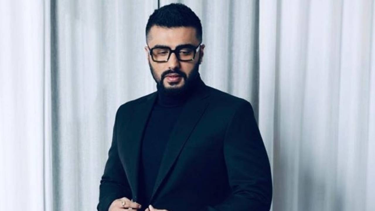  Arjun Kapoor looking sauve at the Indian film festival of Melbourne 
