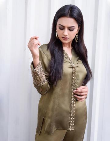 Shraddha Srinath was recently seen in a khaki green Encrustd outfit that we would not recommend to anybody - Fashion Models