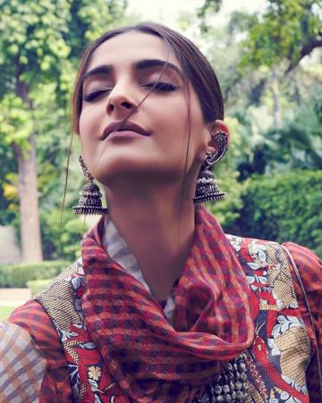  There is no denying the charm of the silver earrings from Apala - intricate with sparse stonework and looking very Banjara - Fashion Models