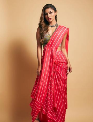 Mouni Roy was spotted recently in this cool pink saree from Nupur Kanoi - Fashion Models
