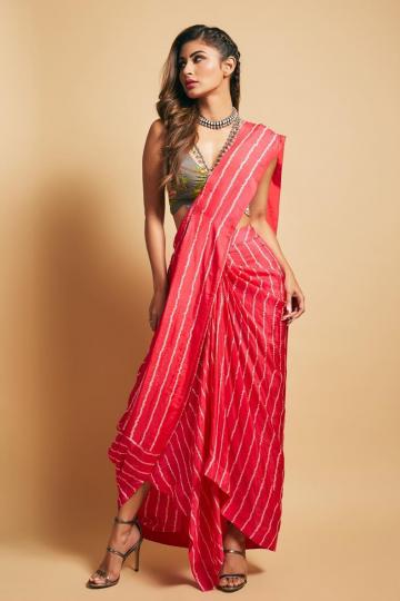 Stylist Sanjana Batra got the saree draped in an interesting way - Fashion Models
