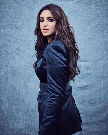 Parineeti Chopra was recently spotted in this dark pantsuit from H&M that we approve of - Fashion Models