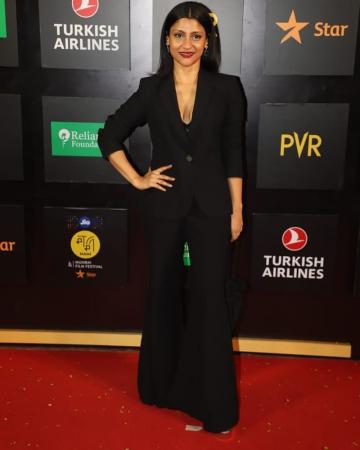 Konkona Sen Sharma arrived for the Mumbai Film Festival event in this all-business dinner jacket pantsuit from Zara - Fashion Models