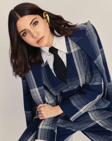 Anushka Sharma was spotted at the Vogue women of the year awards in this beautiful chequered suit from Gucci - Fashion Models