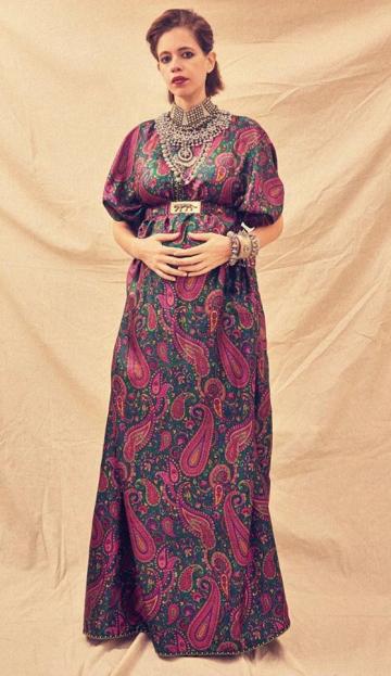 We love the print of the kaftan which looks like the ultimate definition of comfort - Fashion Models