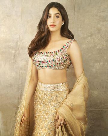 Jhanvi Kapoor was spotted at the Diwali bash thrown by the Bachchans in this stunning lehenga from Manisha Malhotra - Fashion Models