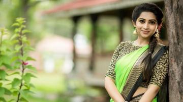 Nakshathra Nagesh looking serene in this green saree