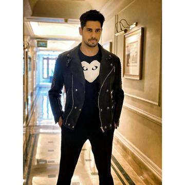 Sidharth Malhotra was seen promoting his latest movie Marjaavaan in Delhi in this rather handsome jacket from Philipp Plein - Fashion Models