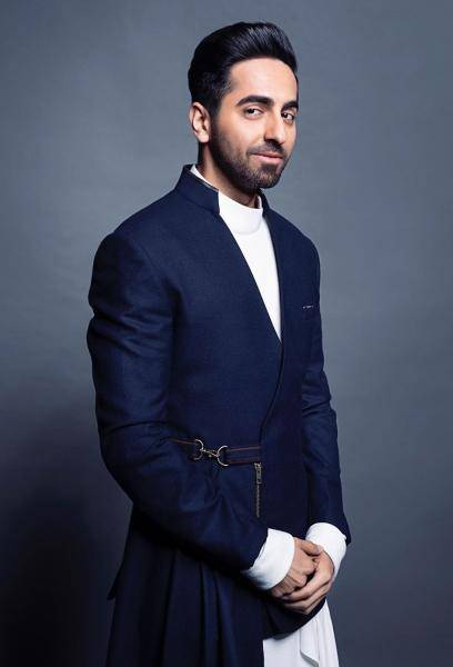 Ayushmann Khurrana attended the national awards night looking dramatic in this outfit from Shantanu Nikhil - Fashion Models