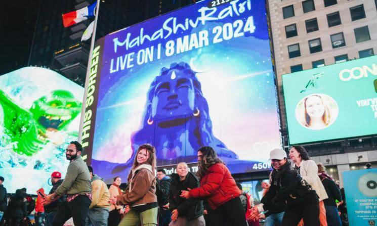 New York's Times Square lights up for Isha Mahashivratri celebrations, 'Shiva Shambho' and 'Har Har Mahadev' chants echo at The Big Apple - News Update