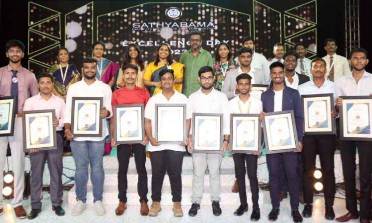 Sathyabama Institute of Science and Technology issued offer letters to 91.18% of Students in the Achievers Day Celebrations - 