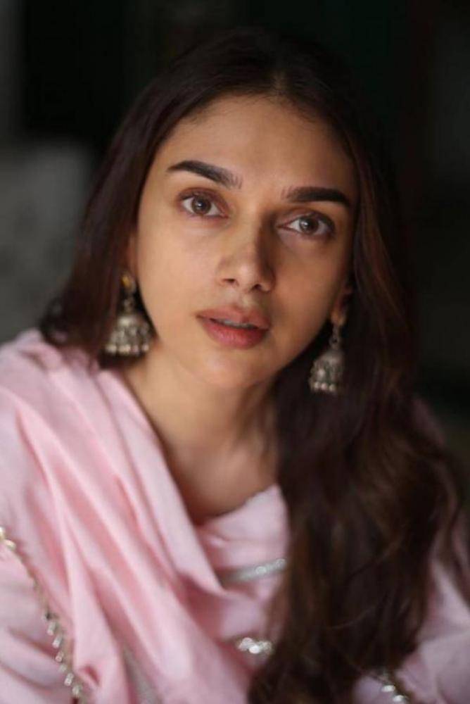 Aditi Rao Hydari - Photos Stills Images