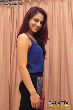 Aksha Pardasany Actress Latest Photos | Galatta