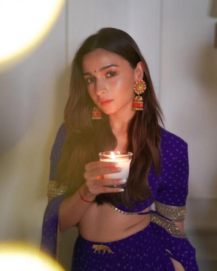 Alia Bhatt Actress Latest Photos Galatta