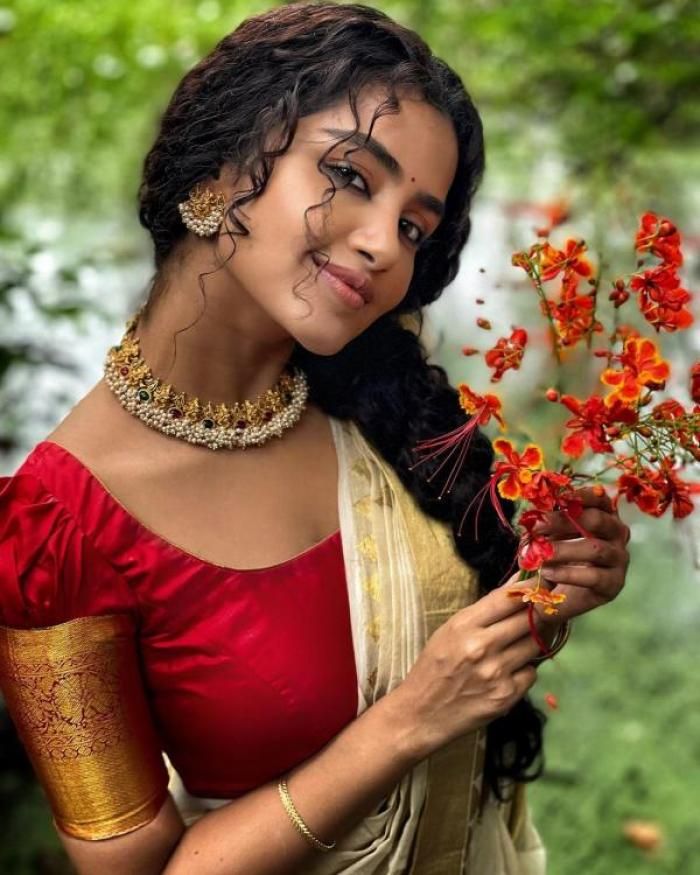 Anupama Parameswaran Actress Latest Photos | Galatta