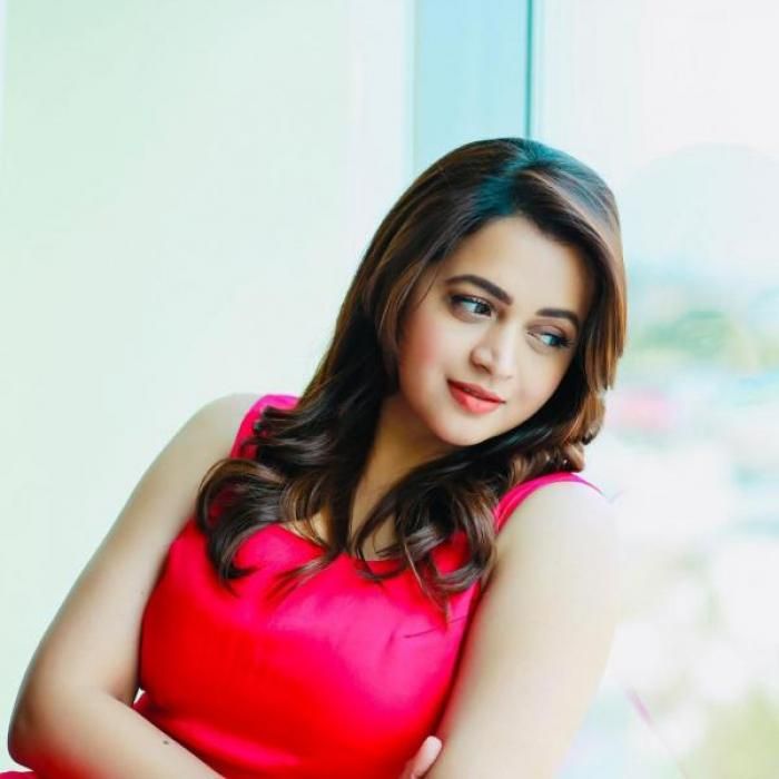 Bhavana Actress Latest Photos Galatta