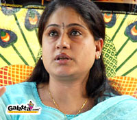    Vijayashanti arrested, released on bail  - Tamil Cinema News