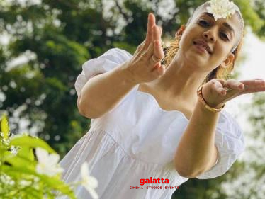 Nayanthara glows with happiness in these latest photos - check out! 