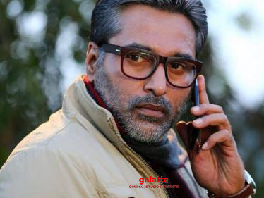 WOW: Critically acclaimed Dhuruvangal Pathinaaru goes to Bollywood - this leading hero onboard!