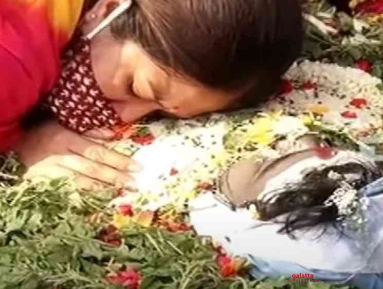 Meghana Rajs Video From Hushbands Funeral