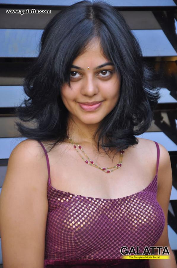 597px x 900px - Actress Bindu Madhavi Photoshoot Hot, Sexy and Spicy Pics, Stills, Images -  Galatta.com