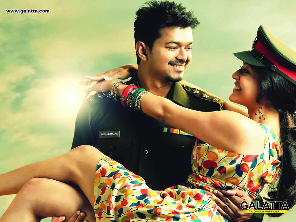 Rare and Unseen Photos of Vijay and Kajal from Thuppakki Movie Set 7