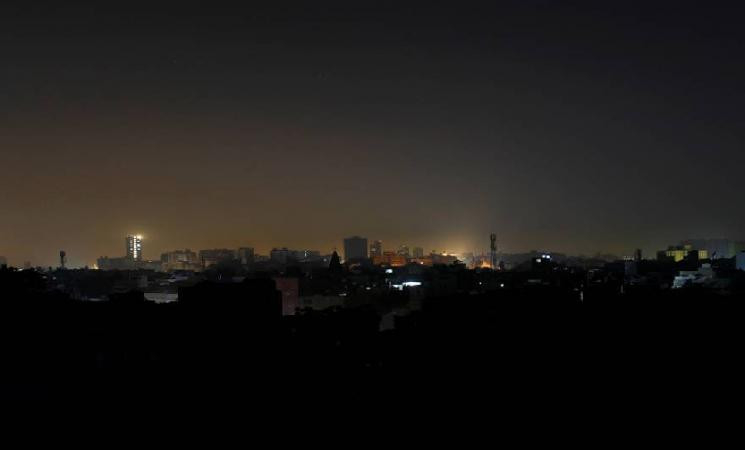 Pakistan faces severe blackout raising panic among citizens!