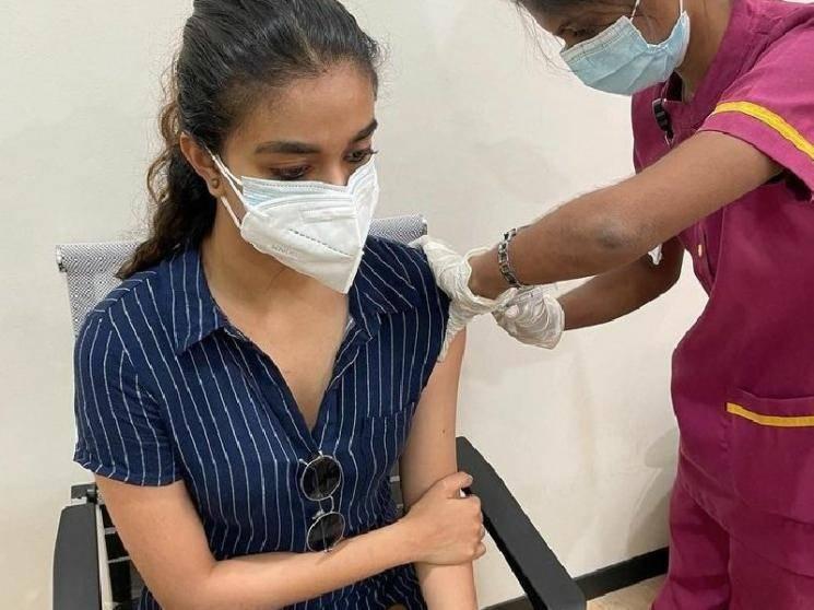 Keerthy Suresh gets her first dose of vaccination for Covid 19 - picture goes viral!